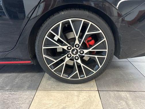 Phantom Black 2023 Hyundai ELANTRA N Base