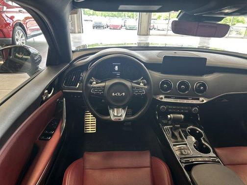 2022 Kia Stinger GT-Line