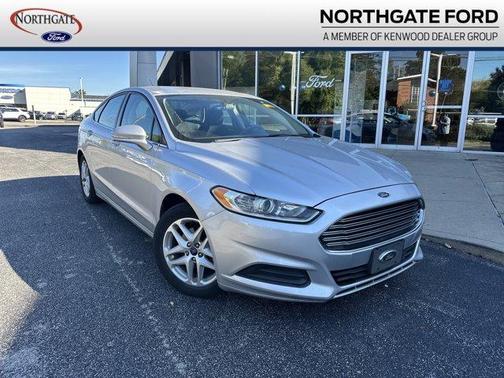 2015 Ford Fusion SE