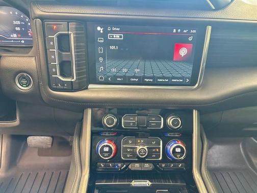 Satin Steel Metallic 2022 GMC Yukon XL Denali