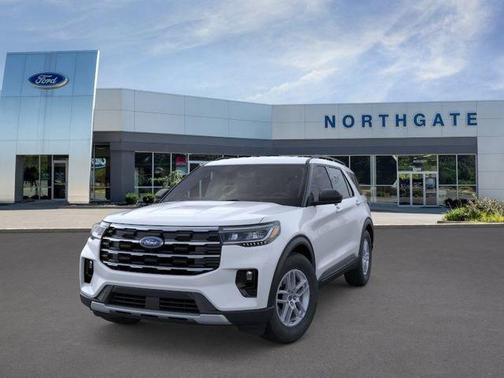 Space White Metallic 2026 Ford Explorer Active