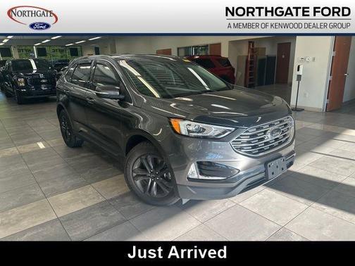 Magnetic Metallic 2019 Ford Edge SEL