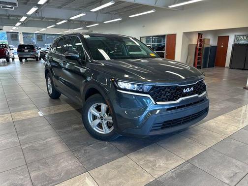 Gravity Gray 2023 Kia Sorento LX