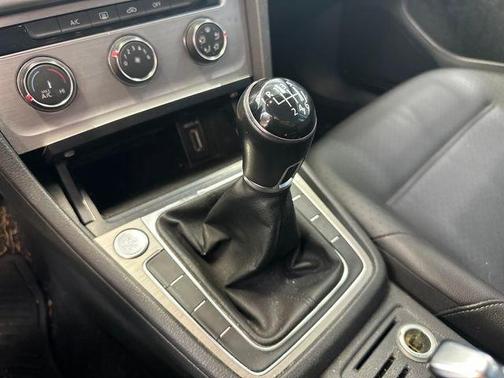 Silk Blue Metallic 2015 Volkswagen Golf SportWagen TDI S 4-Door