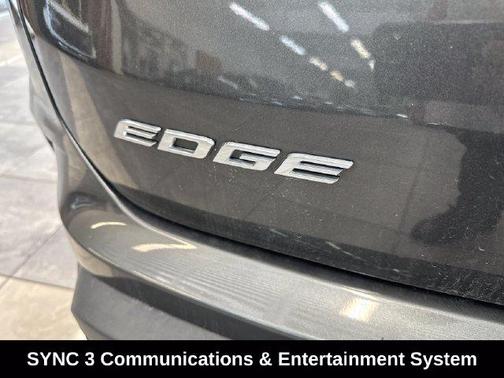 Magnetic Metallic 2020 Ford Edge SE