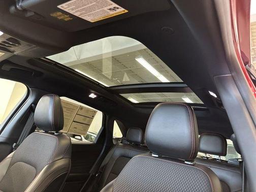 2023 Ford Escape ST-Line Select