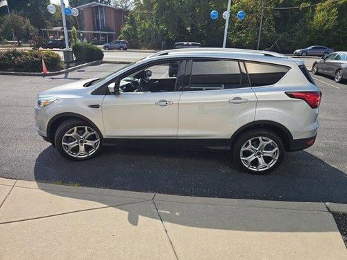 2019 Ford Escape Titanium