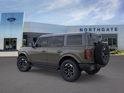 Gray 2025 Ford Bronco Outer Banks