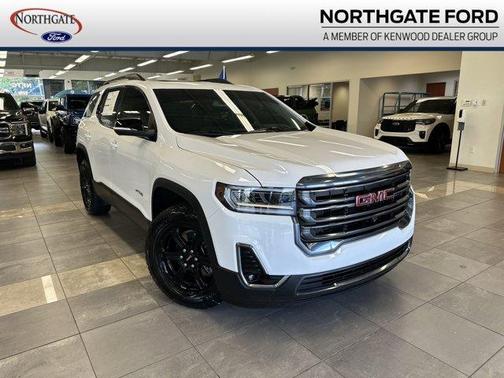 2023 GMC Acadia AT4