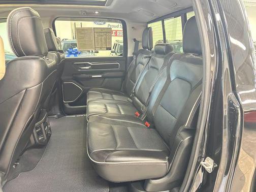 Diamond Black 2019 RAM 1500 Laramie