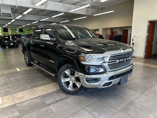 Diamond Black 2019 RAM 1500 Laramie