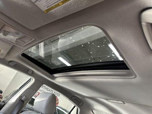 2005 Toyota Avalon Limited