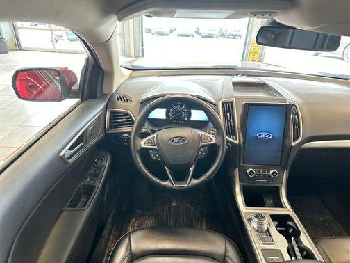 Rapid Red Metallic Tinted Clearcoat 2023 Ford Edge SEL