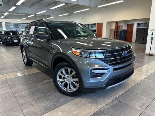 Carbonized Gray Metallic 2023 Ford Explorer XLT