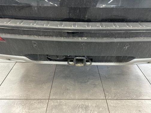 Agate Black Metallic 2023 Ford Explorer XLT