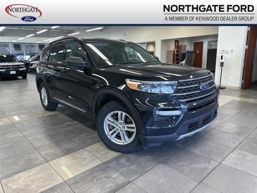 Agate Black Metallic 2023 Ford Explorer XLT