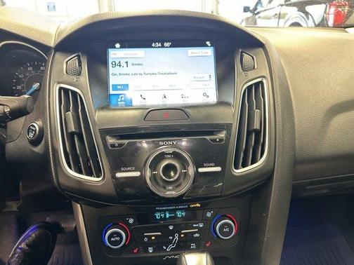 2018 Ford Focus Titanium