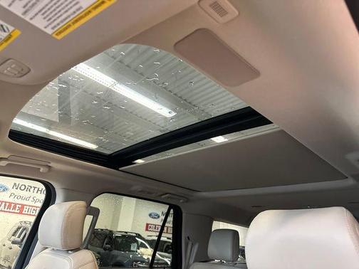 Agate Black Metallic 2024 Ford Expedition Max Platinum
