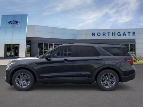 Agate Black Metallic 2026 Ford Explorer Active
