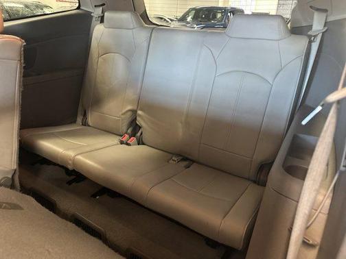 2016 Chevrolet Traverse 2LT