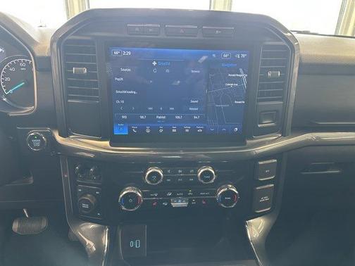 Oxford White 2023 Ford F-150 XLT