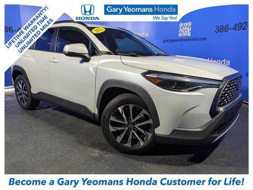 2022 Toyota Corolla Cross XLE