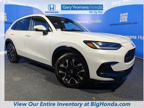 PLATINUM WHT PR 2027 Honda HR-V EX-L