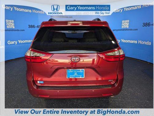 2017 Toyota Sienna XLE Premium