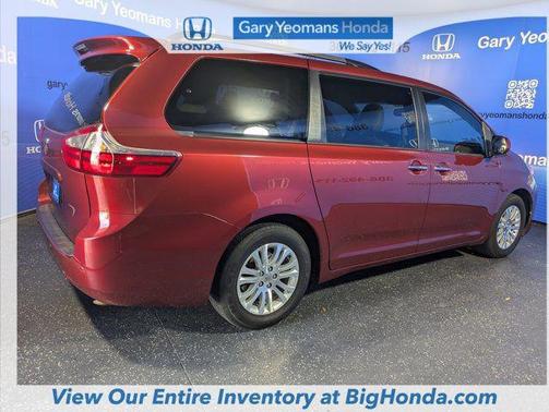 2017 Toyota Sienna XLE Premium