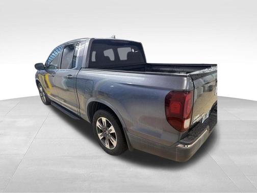 Modern Steel Metallic 2017 Honda Ridgeline RTL