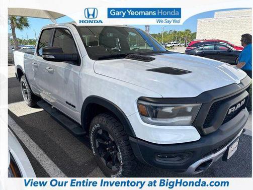 Bright White Clearcoat 2019 RAM 1500 Rebel