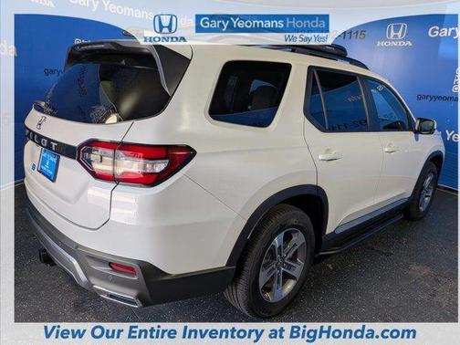PLATINUM WHT PR 2026 Honda Pilot EX-L