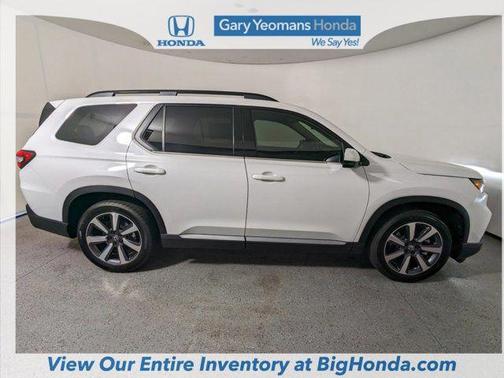 2025 Honda Pilot Touring 8-Passenger
