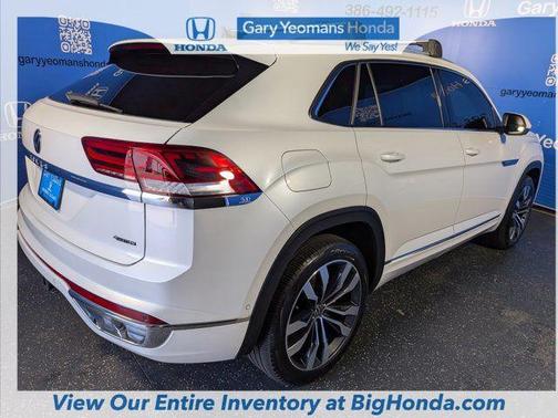Pure White 2023 Volkswagen Atlas Cross Sport 3.6L V6 SEL Premium R-Line