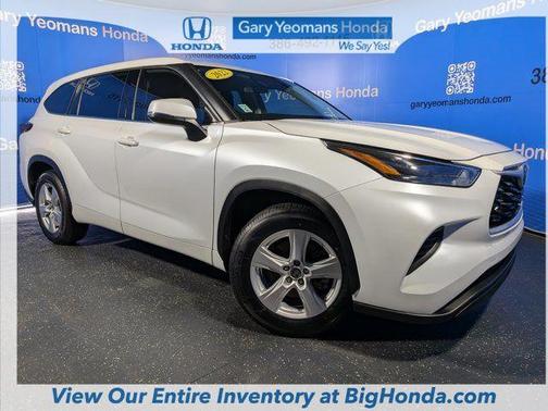 Pearl 2022 Toyota Highlander L