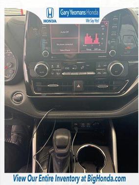 Pearl 2022 Toyota Highlander L