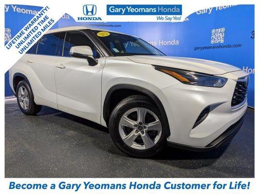 Pearl 2022 Toyota Highlander L