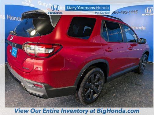 RADIANT RED MET 2026 Honda Pilot Sport