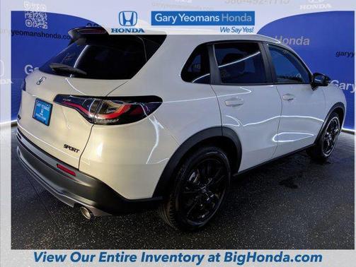 PLATINUM WHT PR 2026 Honda HR-V 2WD Sport