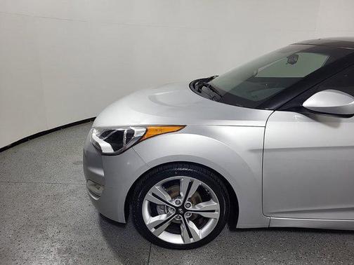 2016 Hyundai Veloster Base