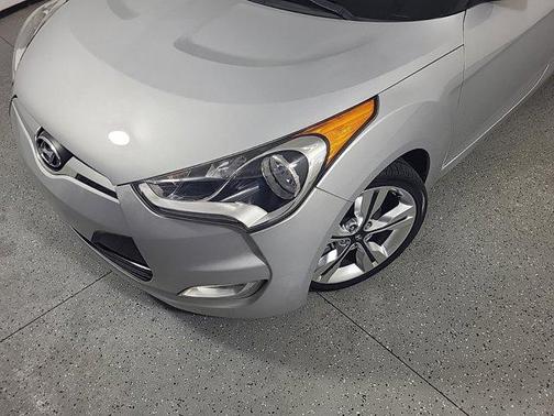2016 Hyundai Veloster Base