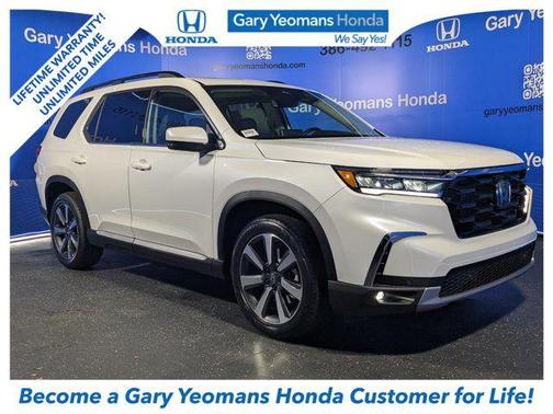 2025 Honda Pilot Touring 8-Passenger