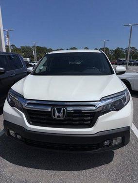 White Diamond Pearl 2018 Honda Ridgeline RTL