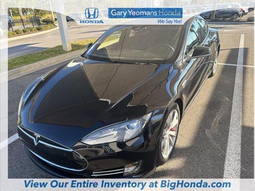 2015 Tesla Model S 90D