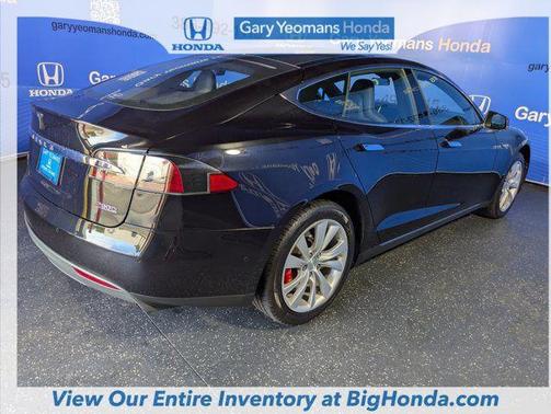 2015 Tesla Model S 90D