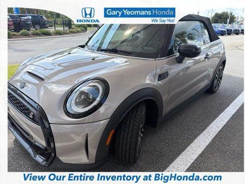 Moonwalk Grey Metallic 2023 MINI Convertible Cooper S