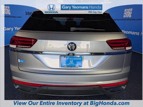 2022 Volkswagen Atlas Cross Sport 2.0T SE w/Technology
