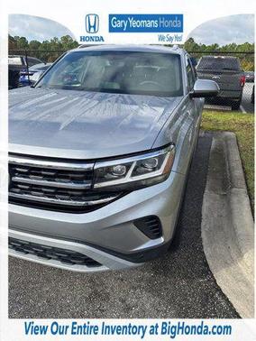 2022 Volkswagen Atlas Cross Sport 2.0T SE w/Technology