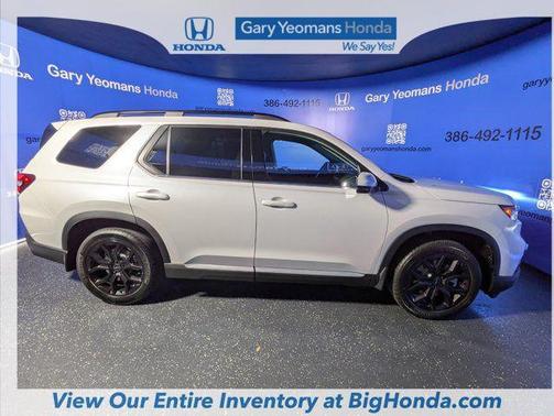 2025 Honda Pilot Touring 8-Passenger