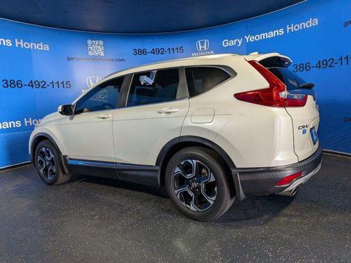 White Diamond Pearl 2018 Honda CR-V Touring